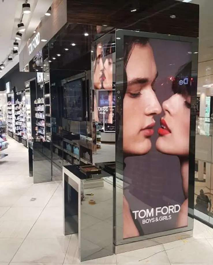 Tom Ford Stand